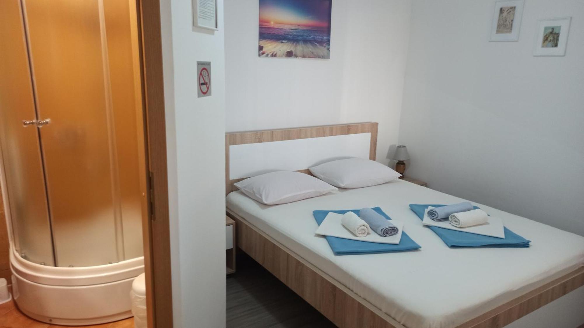 Apartmani - Sobe Cosic 内乌姆 外观 照片