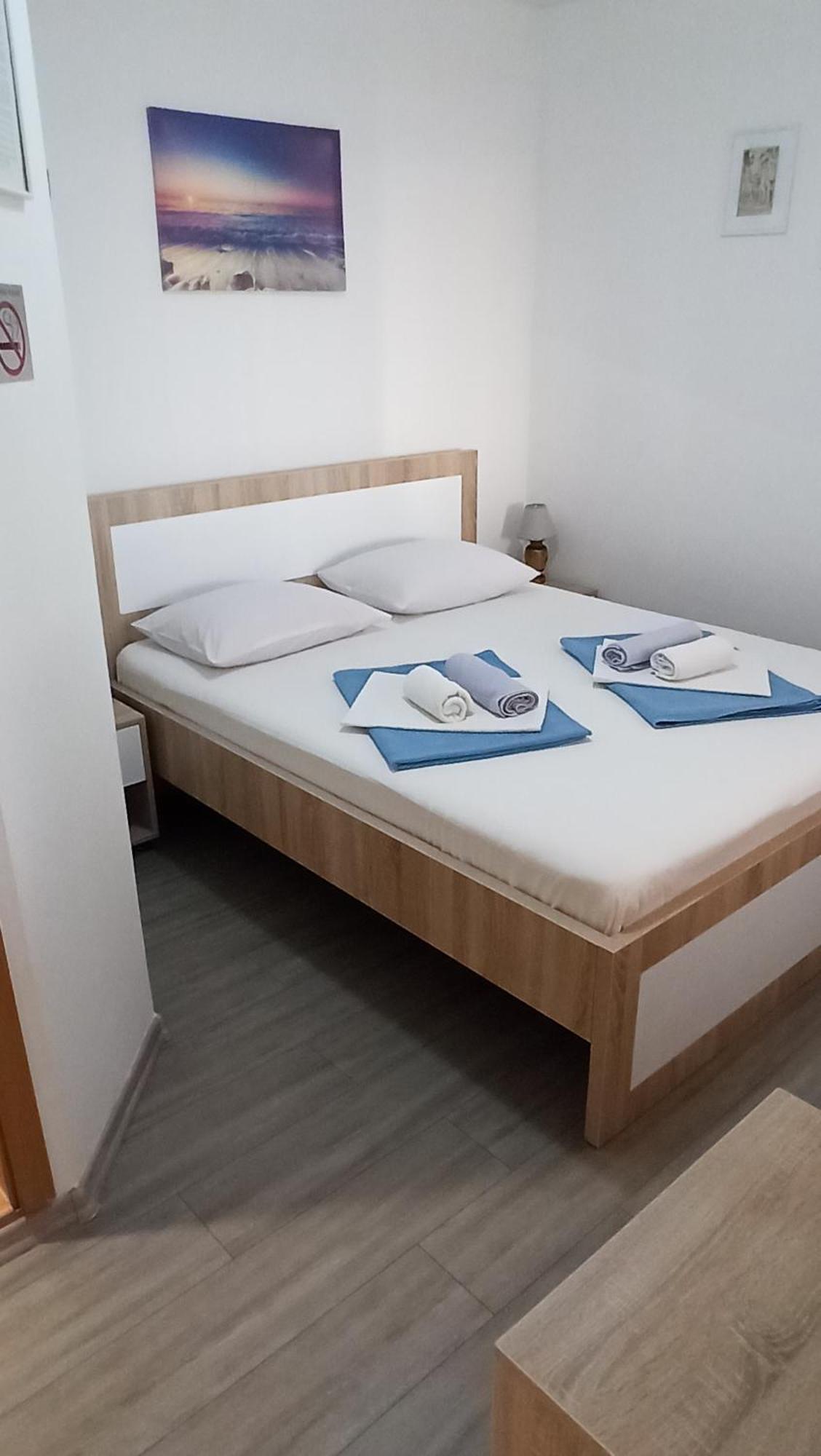 Apartmani - Sobe Cosic 内乌姆 外观 照片