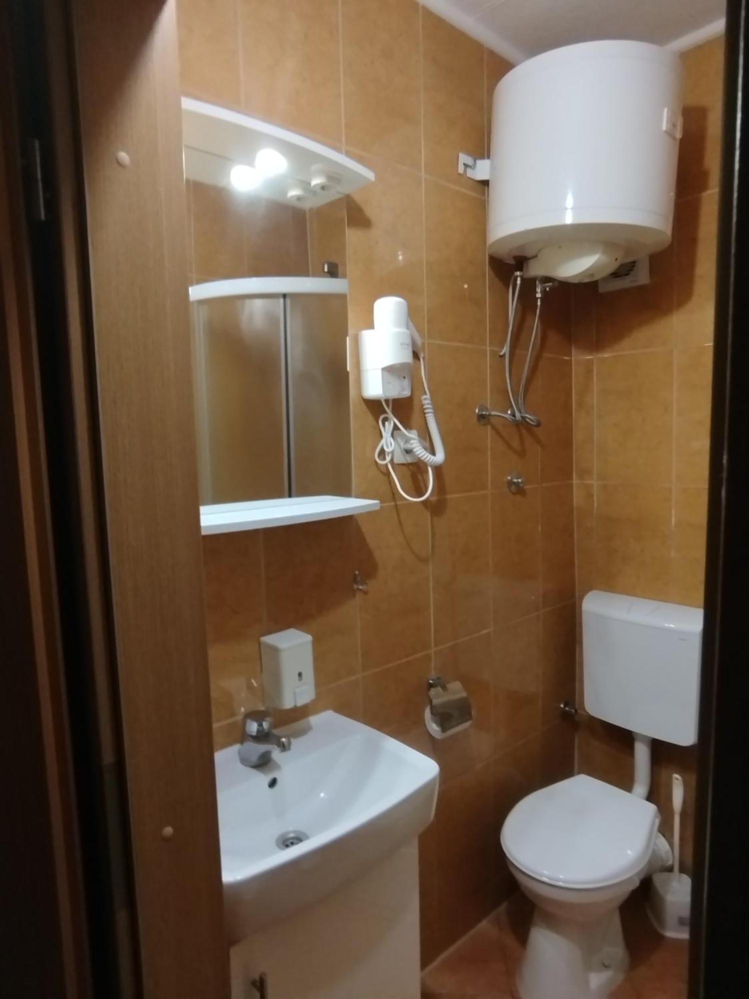 Apartmani - Sobe Cosic 内乌姆 外观 照片